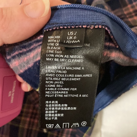 2/$15 Urban Outfitters Cropped Plaid Pants - Picture 5 of 5